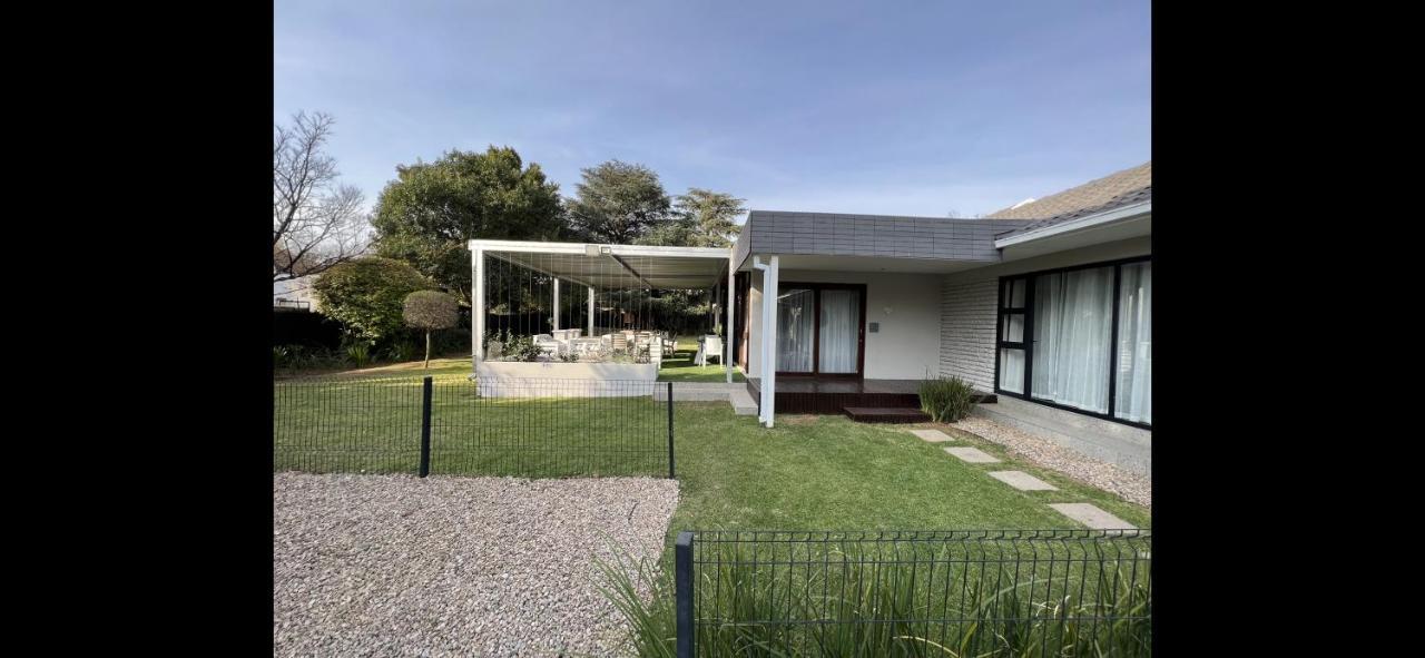 Le'Ciara Luxury Guest House Γιοχάνεσμπουργκ Εξωτερικό φωτογραφία